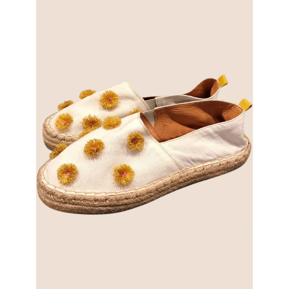 Silvia Cobos‎ White Canvas Espadrille Flats Yellow Flower Embellished Size 11